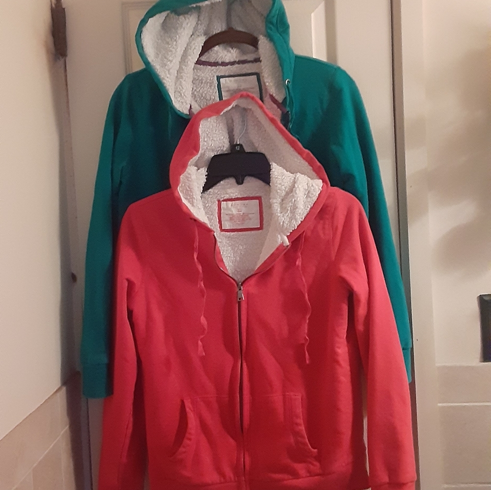 2 Sonoma Girl's Junior X-Small Fleece lined full front zipper hoodies
